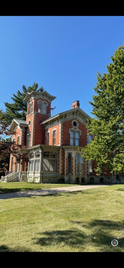 Upjohn Bed & Breakfast Kalamazoo Bagian luar foto